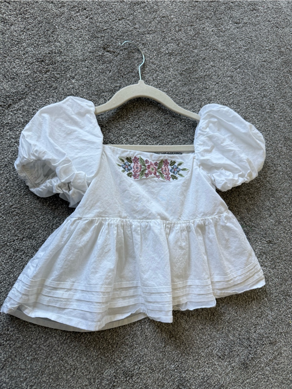 Janie and Jack White Floral Embroidered Puff-Sleeve Skirted Top